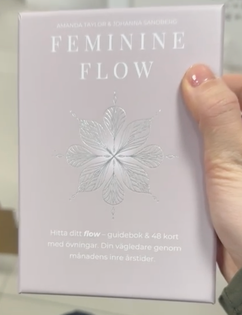 Feminine Flow korten – Din vägledare genom månaden